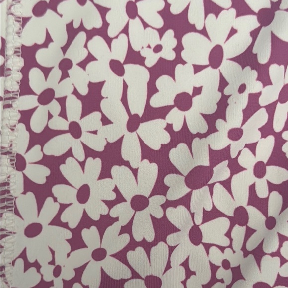 Senita Athletics Baseline shorts Medium EUC - Picture 10 of 10